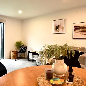  Apartment Close To Arena And One Kilometer From Railway Station Onsite Ev Car Park New Zealand